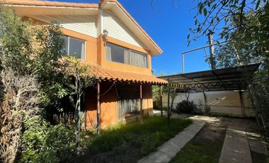 Casa solida en Olmué