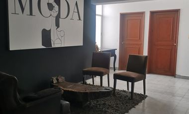 CASA/OFICINA Col Jardines del Moral