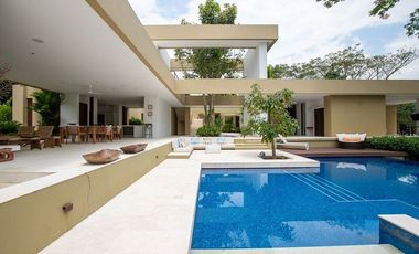 TE BRINDO HERMOSA FINCA LA ESPIGA EN ALQUILER EN PIEDECUESTA LLAMANOS AL3245551430 COMPARTE UNA MAGICA EXPERIENCIA RODEADO DE NATURALEZA Y AIRE PURO