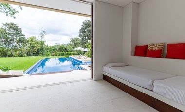 TE BRINDO HERMOSA FINCA LA ESPIGA EN ALQUILER EN PIEDECUESTA LLAMANOS AL3245551430 COMPARTE UNA MAGICA EXPERIENCIA RODEADO DE NATURALEZA Y AIRE PURO