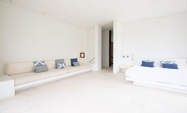 TE BRINDO HERMOSA FINCA LA ESPIGA EN ALQUILER EN PIEDECUESTA LLAMANOS AL3245551430 COMPARTE UNA MAGICA EXPERIENCIA RODEADO DE NATURALEZA Y AIRE PURO