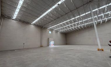 RENTA BODEGA INDUSTRIAL SALIDA A JUAREZ CON 10 METROS ALTURA