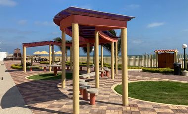 EN PORTON DEL MAR VENDO CASA REMODELADA 4 SUITES INDEPENDIENTES