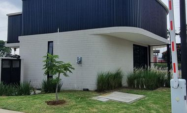 TERRENO INDUSTRIAL EN VENTA EN PARQUE STETRU