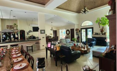 Hermosa Casa en Venta en Los Rodriguez