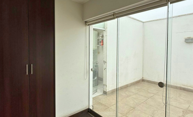 SE ALQUILA EXCELENTE DUPLEX EN CONDOMINIO, SURCO