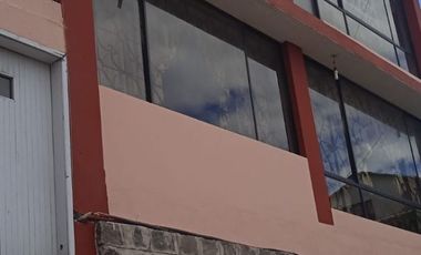 Venta de Casa Rentera en Obrero Independiente, Loma de Puengasí