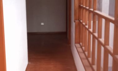 Venta de Casa Rentera en Obrero Independiente, Loma de Puengasí