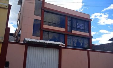 Venta de Casa Rentera en Obrero Independiente, Loma de Puengasí