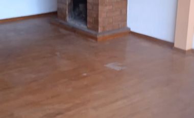 Venta de Casa Rentera en Obrero Independiente, Loma de Puengasí