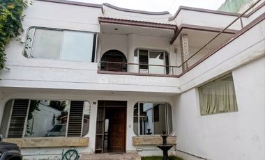 ‼️ VENDO CASA COMO TERRENO EN SURCO‼️