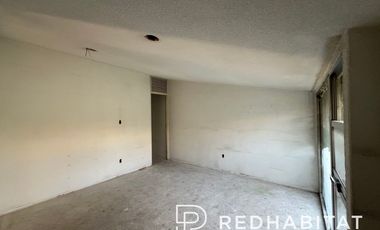 Venta Casa en Fraccionamiento con Vigilancia Residencial Acoxpa