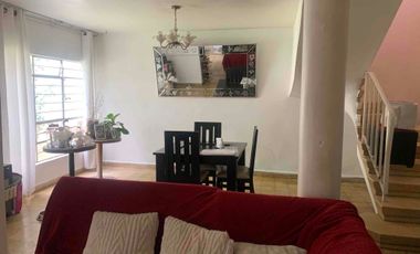 Mixcoac, casa con muy buenos espacios para remodelar