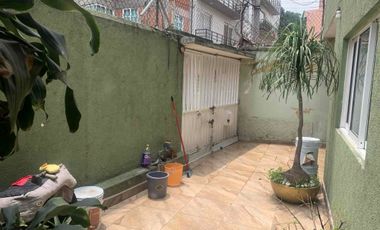 Mixcoac, casa con muy buenos espacios para remodelar