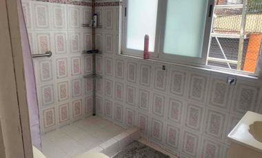 Mixcoac, casa con muy buenos espacios para remodelar