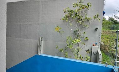 HERMOSO DEPARTAMENTO DE 2 PISOS EN TOWNHOUSES