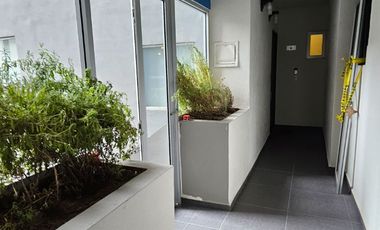 HERMOSO DEPARTAMENTO DE 2 PISOS EN TOWNHOUSES