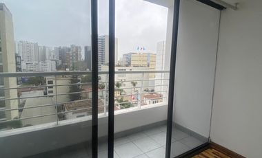 ALQUILER FLAT VISTA EXTERNA BALCON