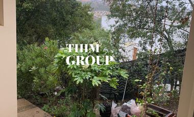 SE ARRIENDA CASA EN AMPLIO Y VERDE TERRENO EN LOS ALMENDROS