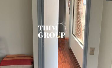 SE ARRIENDA CASA EN AMPLIO Y VERDE TERRENO EN LOS ALMENDROS
