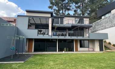 CASA 4 RECAMARAS- EN PATZCUARO MICHOACAN