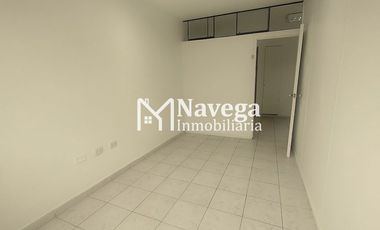 OFICINA EN VENTA EN JIRON CASTILLA EN MERCADO MAGDALENA - FRENTE AL PARQUE TUPAC AMARU