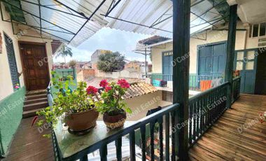 Vendo Casa - Hostal  Amoblado es Patrimonial 38 habitaciones