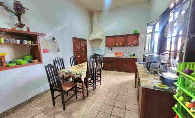 Vendo Casa - Hostal  Amoblado es Patrimonial 38 habitaciones