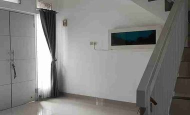 DI SEWAKAN RUMAH CANTIK 3 LT DEKAT THE JUNGLE WATER PARK BOGOR