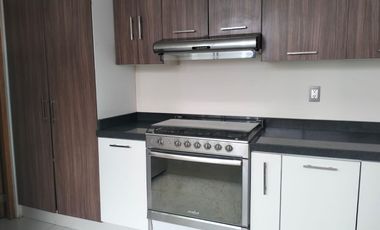 Hogar Moderno con Espacios Funcionales: Vive con Confort y Estilo