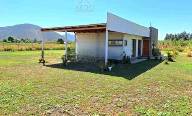 Se Vende Linda Parcela con Casa, Fundo Los Maitenes de Ocoa, comuna de Hijuelas.