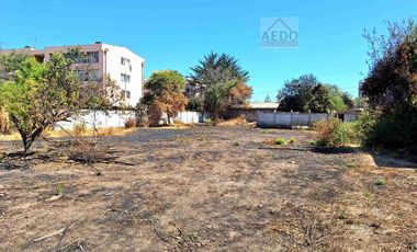 Se Venden 2 Terrenos en central área Urbana, con un total de 2.220 m2, comuna de Quilllota