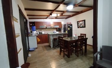 En venta casa de 3 dormitorios en urb.Playa Coral en Playas, Villamil.(GC)