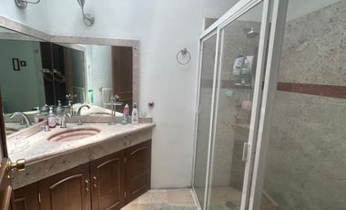CASA EN VENTA EN GUADALUPE