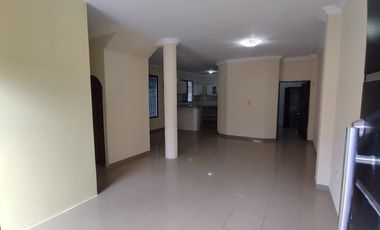 En alquiler Suite en Urb.Mirador del Norte.(PC)