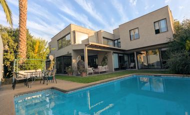 Venta Casa en Condominio San Carlos de apoquindo