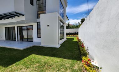 En Venta Casa de lujo en Challuabamba Cuenca – Urbanización privada