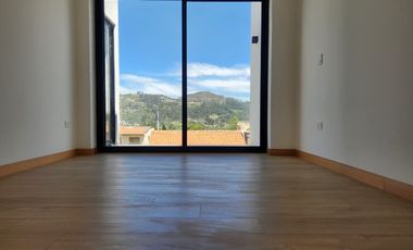 En Venta Casa de lujo en Challuabamba Cuenca – Urbanización privada