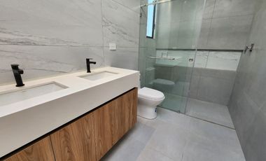 En Venta Casa de lujo en Challuabamba Cuenca – Urbanización privada