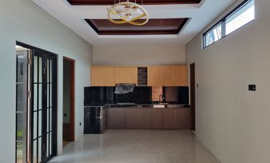 DIJUAL RUMAH MEWAH PALING MURAH DI JOMBOR SLEMAN