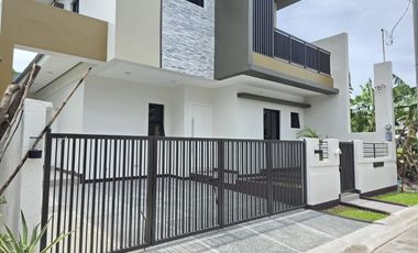3-Bedroom House and Lot For Sale in The Park Place Village, Imus Cavite