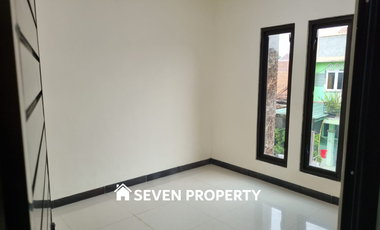 Dijual Rumah 2,5 Lantai di Taman Kenari Nusantara – Siap Huni, SHM
