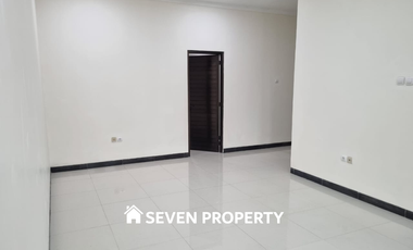 Dijual Rumah 2,5 Lantai di Taman Kenari Nusantara – Siap Huni, SHM