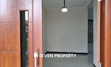 Dijual Rumah 2,5 Lantai di Taman Kenari Nusantara – Siap Huni, SHM