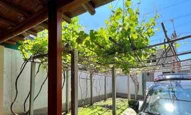 CASA EN VENTA PARA INVERSIÓN EN LUNAHUANA!