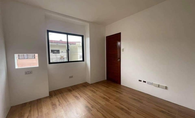 FOR SALE: 2 Storey Single Attached Townhouse located at Multinational Village, Brgy. Moonwalk, Parañaque City