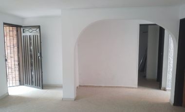 Casa Comercial en Arriendo en La Castellana , Laureles .Medellin