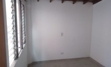 Casa Comercial en Arriendo en La Castellana ,Laureles