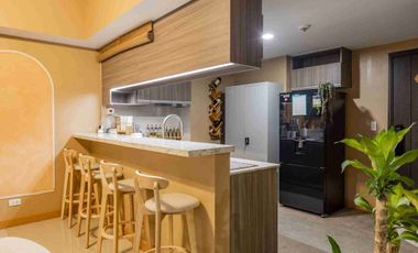For Lease & For Sale: 2-BR Unit in Park McKinley West