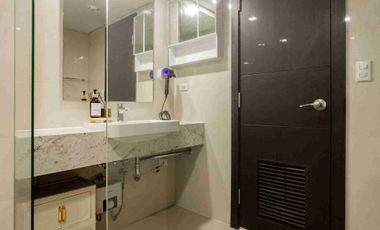 For Lease & For Sale: 2-BR Unit in Park McKinley West
